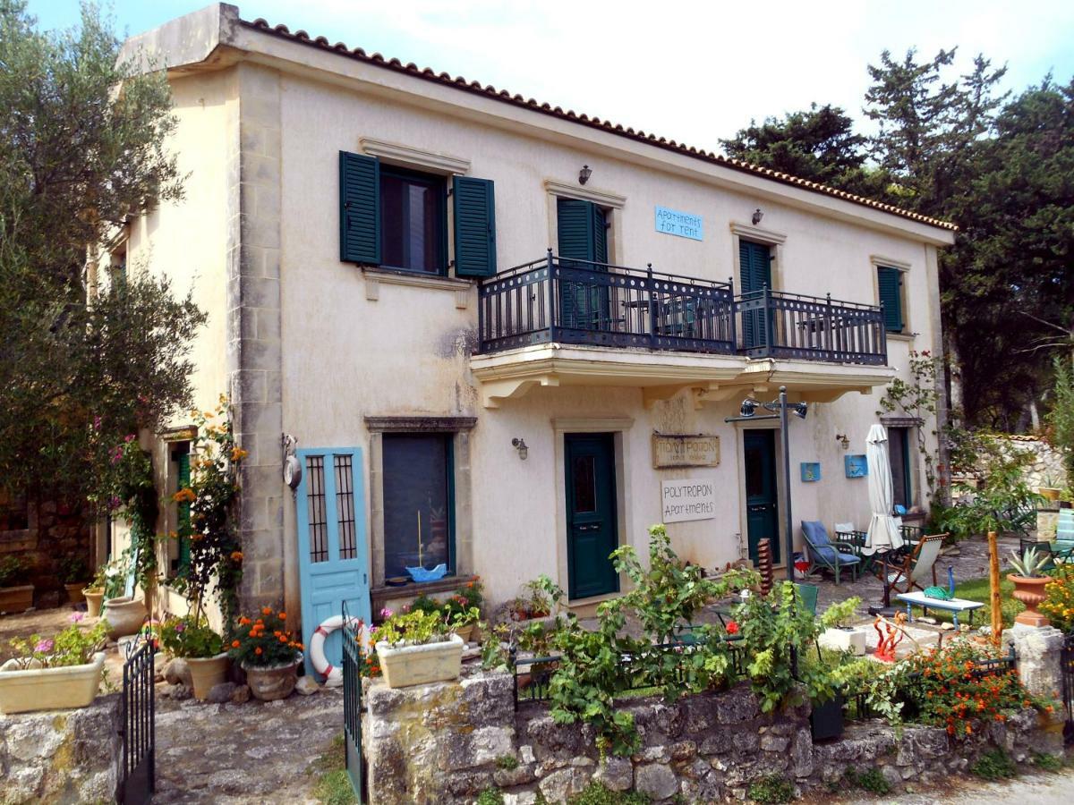 Kástron Polytropon Apartments מראה חיצוני תמונה